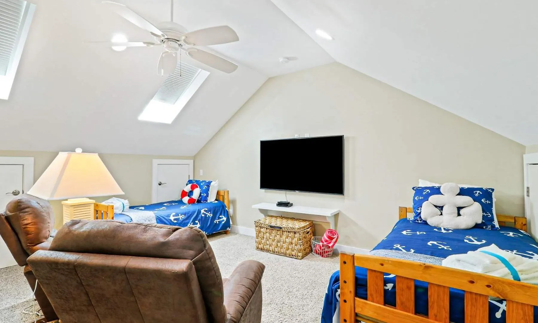 3 Story Condo - Bonus Room Upstairs Hilton Head Island